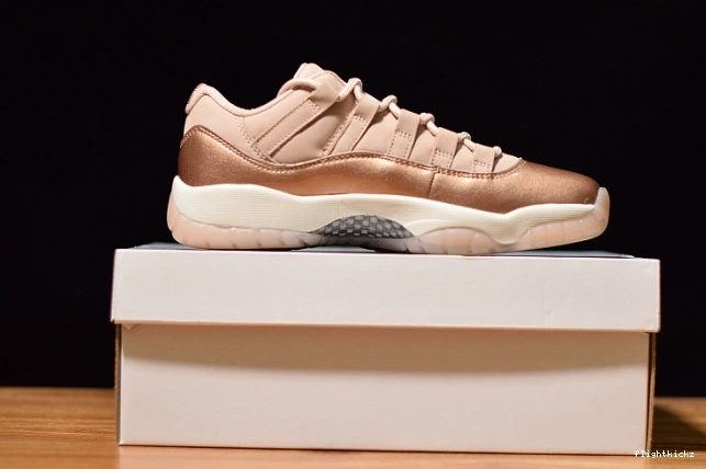 11 Air Low GS Gold Jordan Rose AH7860-105 1116